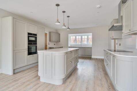 Kitchen / Breakfast Room
