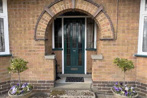 Entrance Porch &