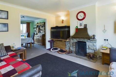 CAM02145G0-PR0024...