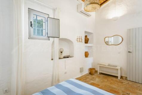 Almancil Fully Renovated 5 Bed Villa For Sale (14)