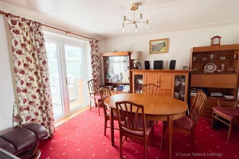 22 Beauly Ct Kettering-16.jpg