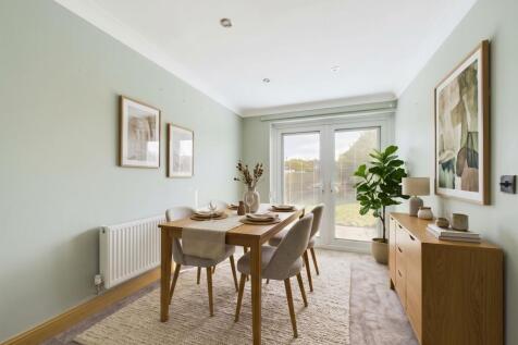 Dining Room (Virtually Furnished)