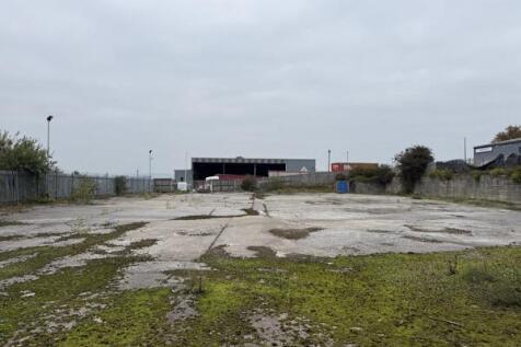 Land to rent in bradford