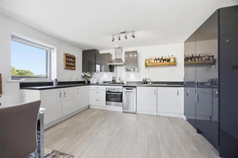 Kitchen/Living Area