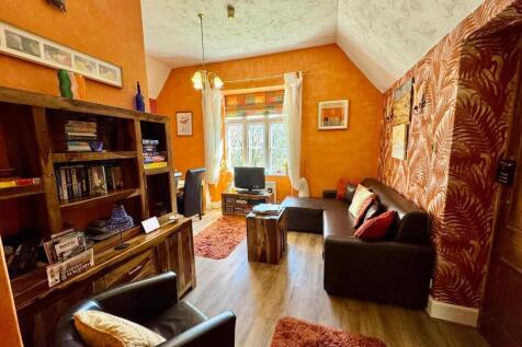 PHOTO-2025-04-13-19-55-45 (18).jpg