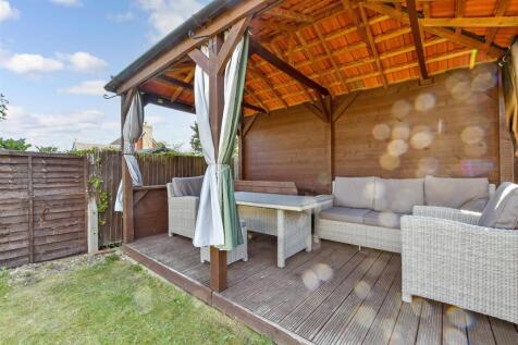 External Lifestyle Photograph