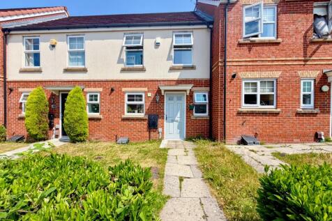 This beautifully presented two-bedroom mid-terrace property offers modern living in a convenient Huyton location