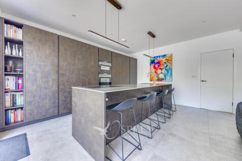 Open-plan Kitchen/Li