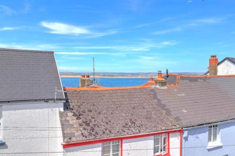 top floor bathroom view 1.jpg