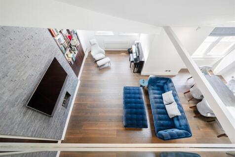 75 Cheyne Court Lo-33.jpg