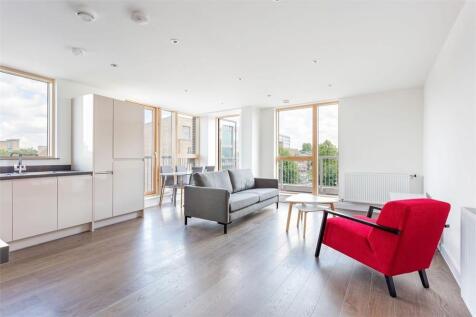 A stylish 825 sq ft triple aspect two bedroom apartment with generous private balcony located within Fresco House, a boutique modern development situated on Southampton Way enjoying close proximity to