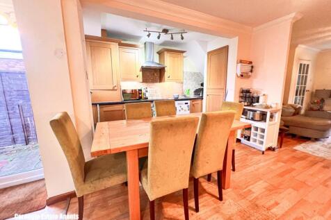 Knighstifeld 258-16.jpg