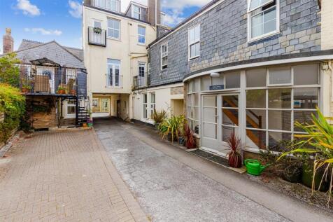 A04 - 11 Albion Court Fore Street Kingsbridge - 26