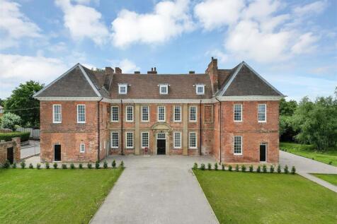Ollerton Hall PH-1.jpg