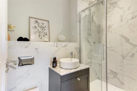 Darwin Ensuite