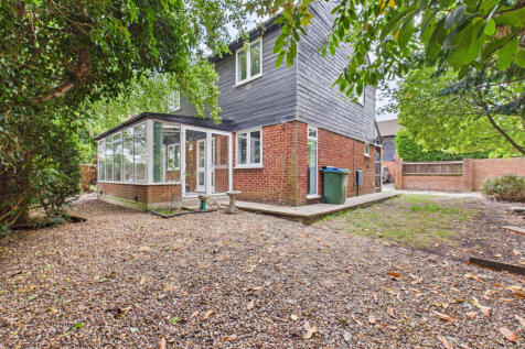 CAM04968G0-PR0060-STILL022