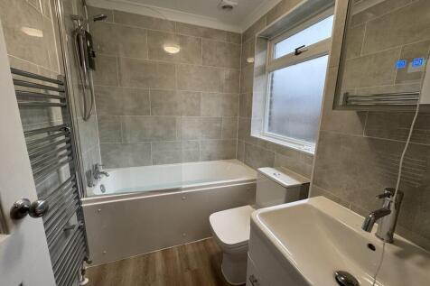 13 Strudwicks Fie...