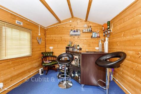 Workshop/Outbuildings