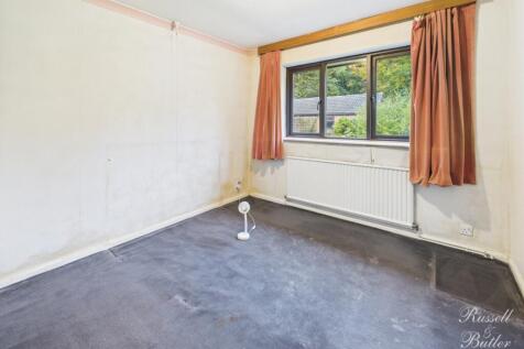 CAM02127G0-PR0352-STILL007