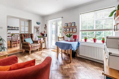 24-Yarm-Court-Road-18.jpg