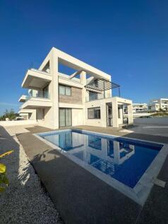 Rear of the Villa