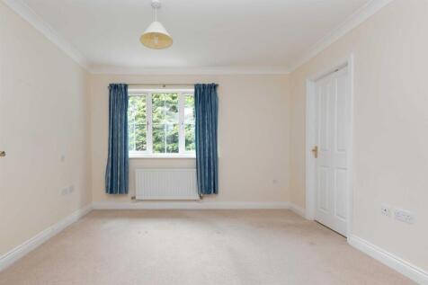 25 Marton Court, Cawston