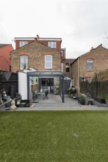 Pretoria Road, E4