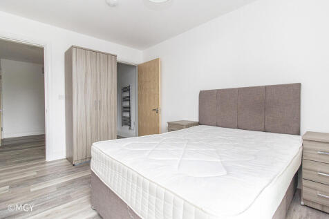 1 Schooner Wharf-...