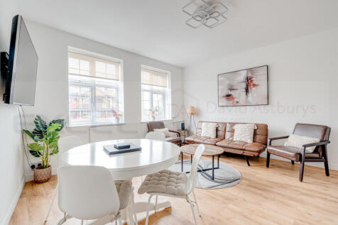 A spacious and conveniently located two bedroom apartment for rent! New College Court is situated just off the Finchley Road, which offers a great range of amenities and transport links into and out o