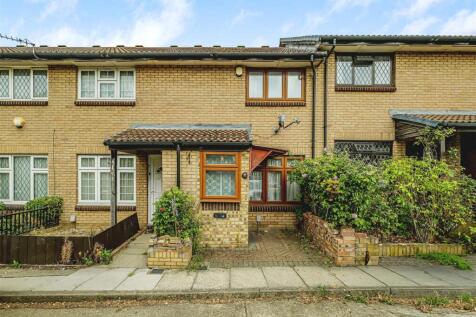 15 Meadow Close-18.jpg