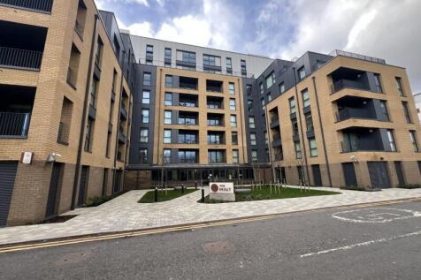 2 Bedroom Flat in GU1 4BQ