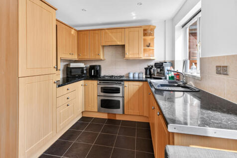 34farleycopselarge7