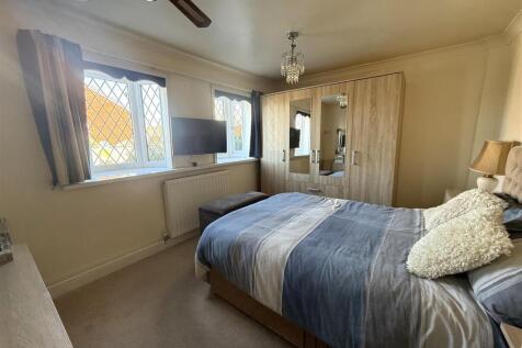 7 mayflower new bed.jpeg