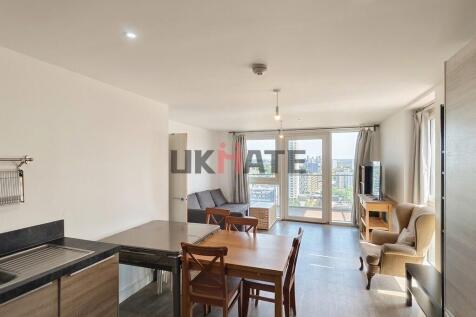 Beautiful, spacious, Property in SE8