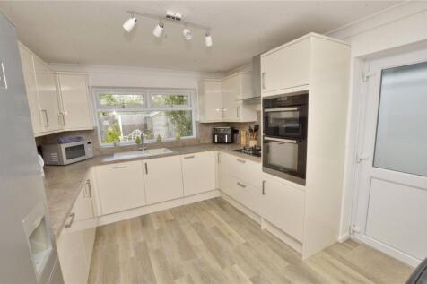 Kitchen/Breakfast Rm