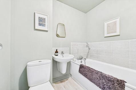 d75eeeed-CAM01085...