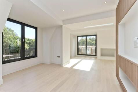 4 bed, 3 bath Penthouse in Edinburgh - Photo 5