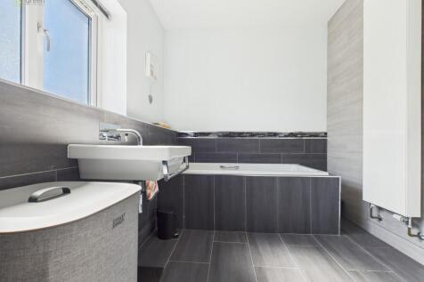 CAM03830G0-PR0206...