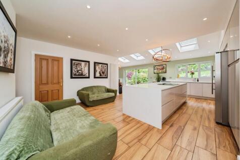 Kitchen/Lounge