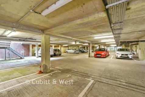 Driveway/Parking