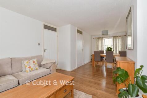 Lounge/ Dining Room