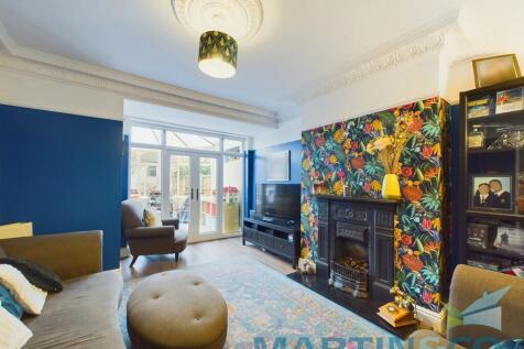 CAM01870G0-PR0147...