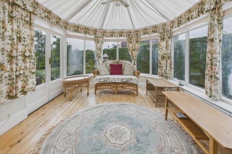 CAM04273G0-PR0158...