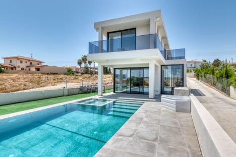 Rear of the Villa