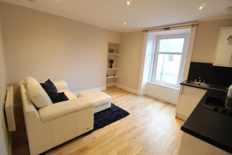 Lounge - Kitchen