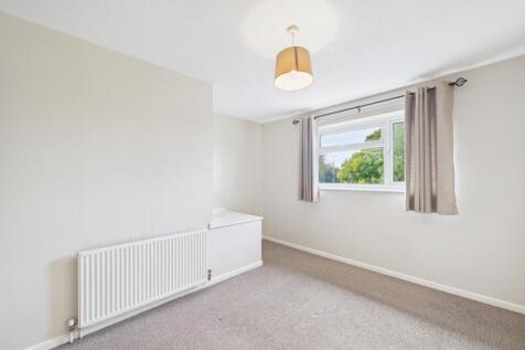 CAM02023G0-PR0171-STILL009