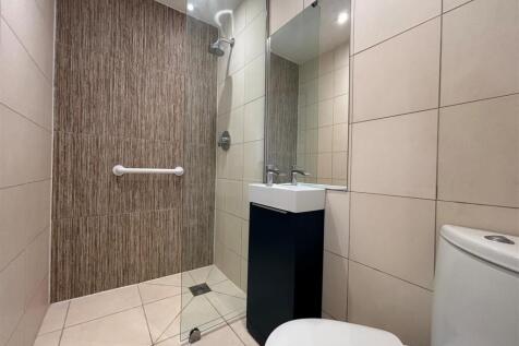 En Suite Bedroom Two