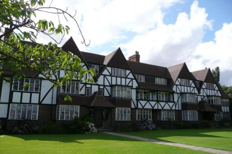 A modern and spacious first floor three bedroom Tudor style flat situated on the popular Hanger Hill Garden Estate