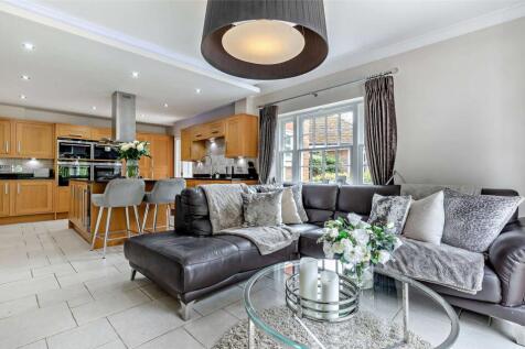 Kitchen/Living/Diner