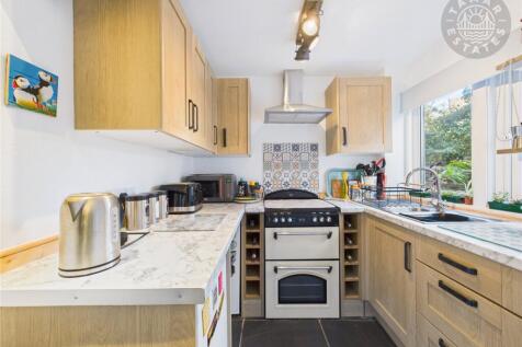 Kitchen/Utility Room